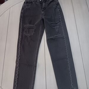 Women's Size 0 American Eagle Outfitters Charcoal Distressed Straight Leg Jeans